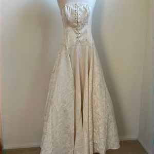 White Floral Print Dress